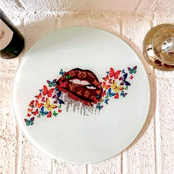 Unique Fashion Cutting Board. NEW! - Picture 3 of 3